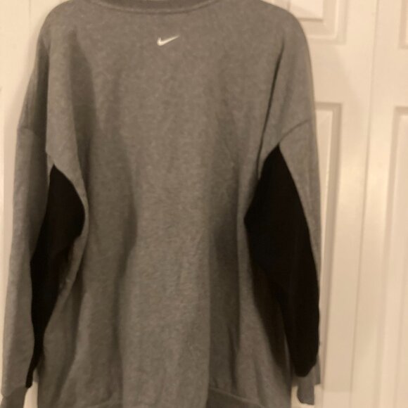 NWT Nike Womens Dri Fit Get Fit Sweatshirt DA0391-091 - Picture 6 of 6
